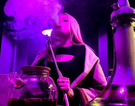 Отдых в кальянной NEON hookah