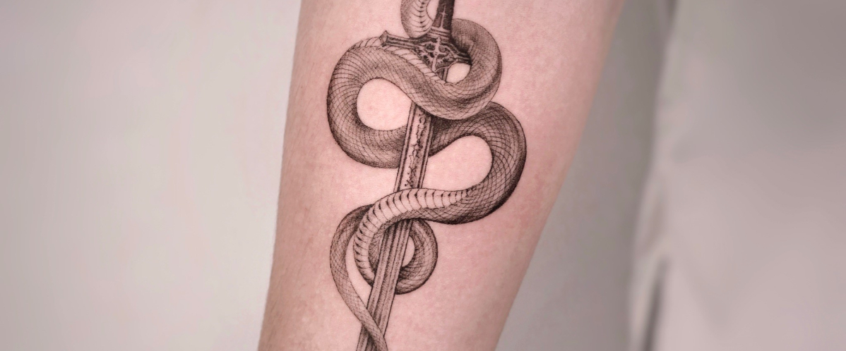 Художественная татуировка от студии тату и пирсинга «365 DAYS TATTOO»