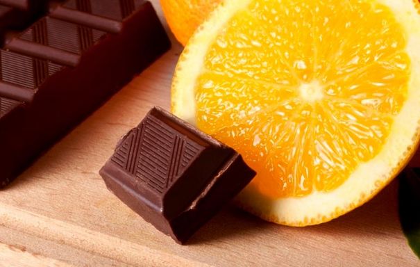 Шоколадно-апельсиновое обертывание и пилинг тела