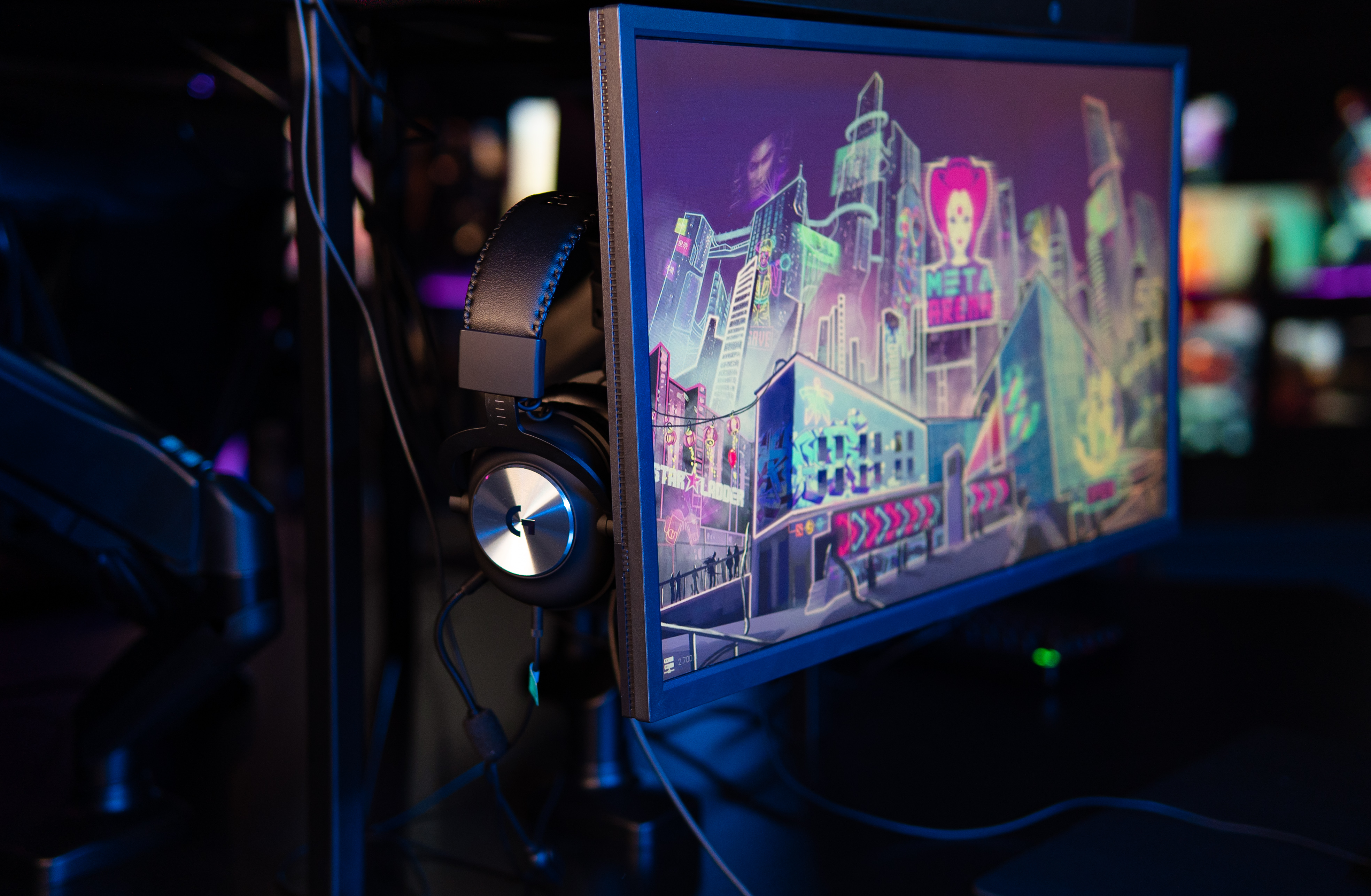 Мальчишник в кибервселенной Meta Arena